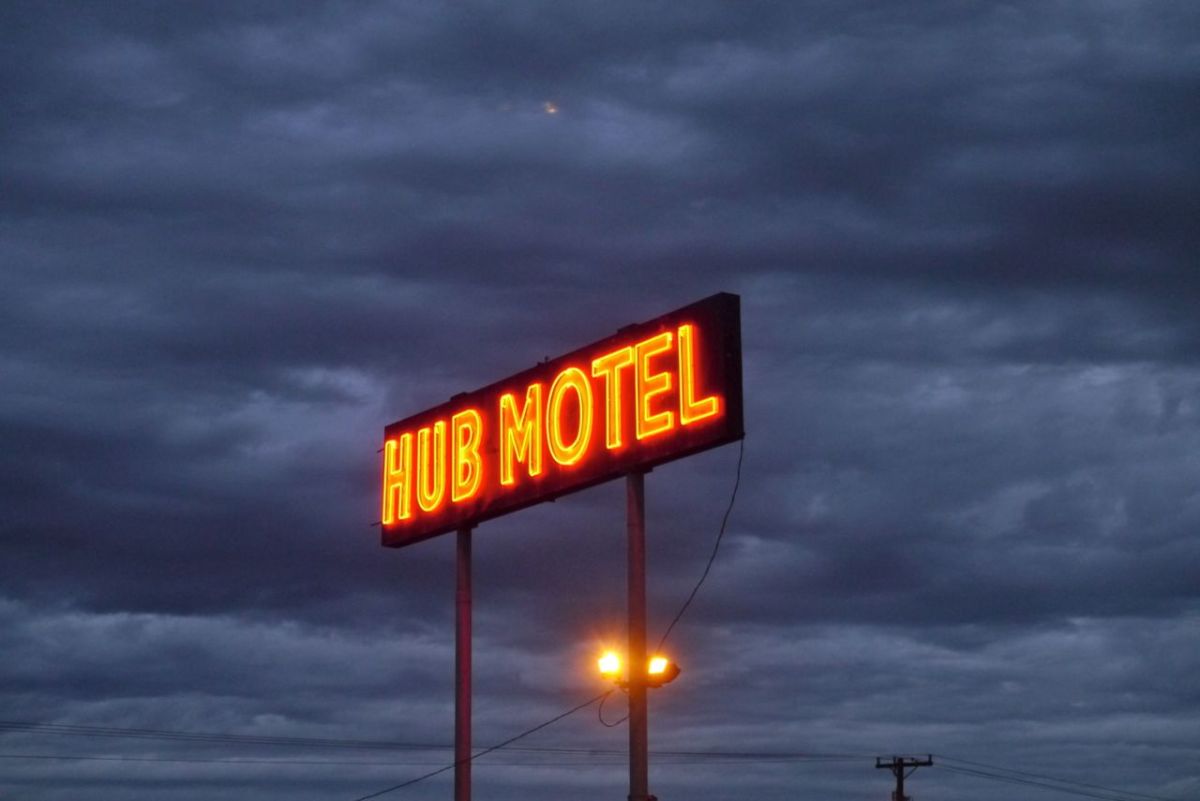 Hub Motel, Redmond, Oregon.